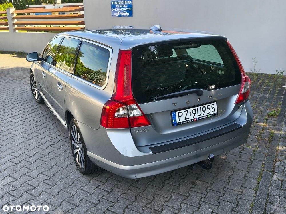 Volvo V70 D4 Momentum - 9