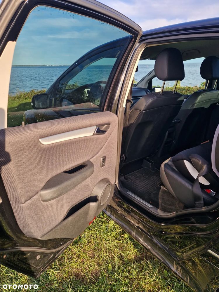 Mercedes-Benz Klasa B - 26