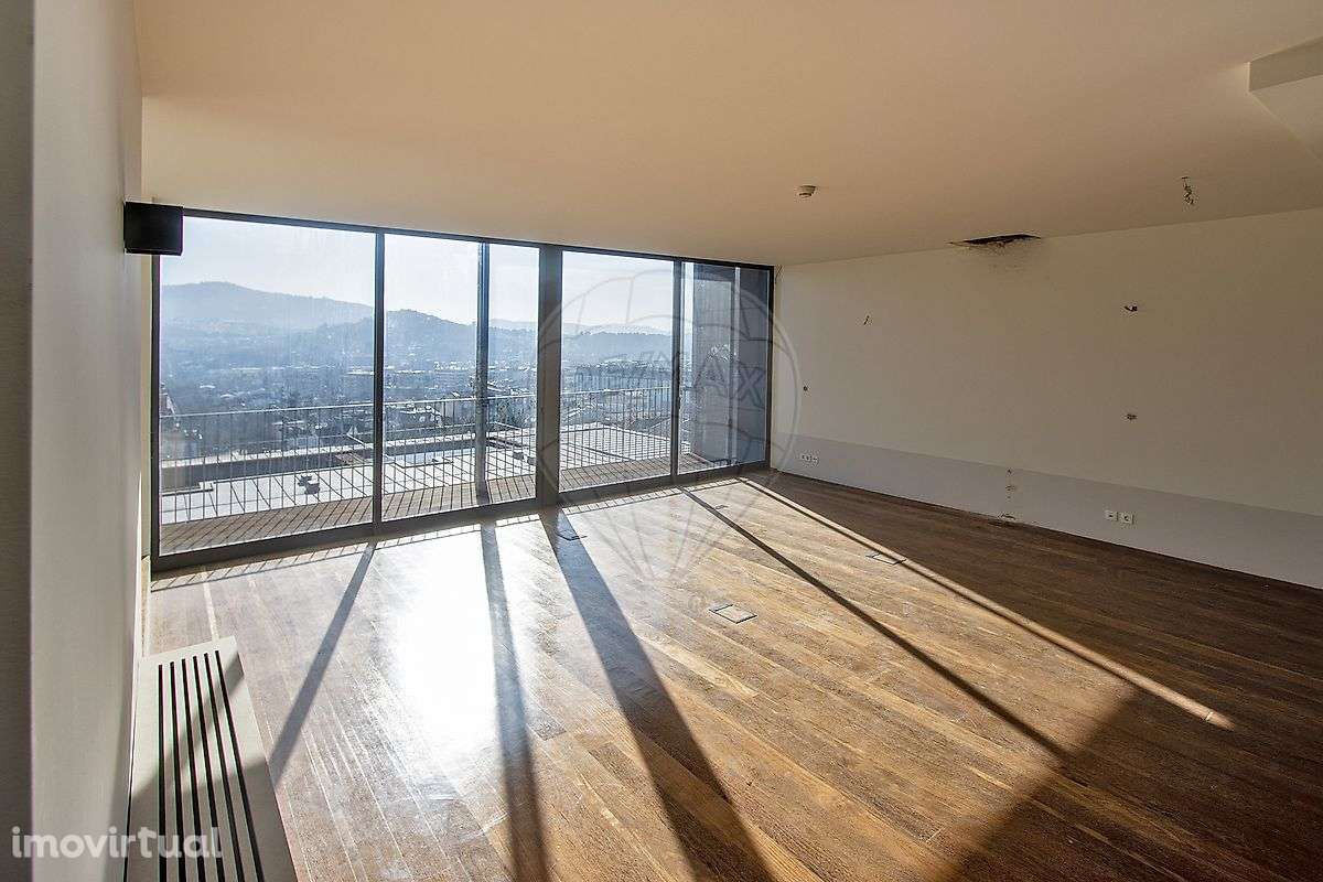 Apartamento T3 para arrendamento - Grande imagem: 2/50