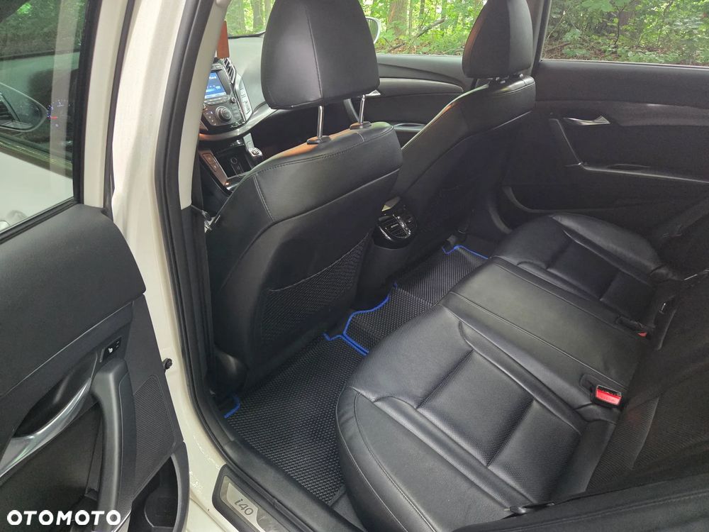 Hyundai i40 1.7 CRDi Premium - 17