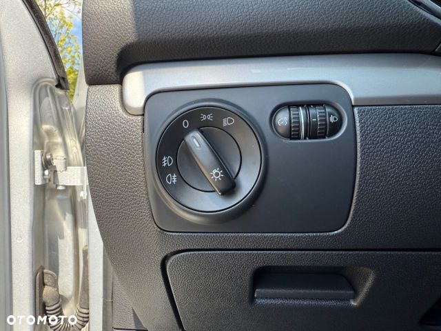 Volkswagen Golf - 12
