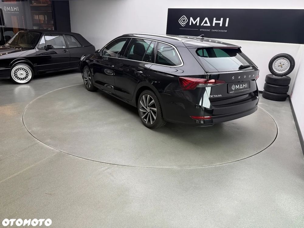 Skoda Octavia 2.0 TDI Ambition DSG - 9