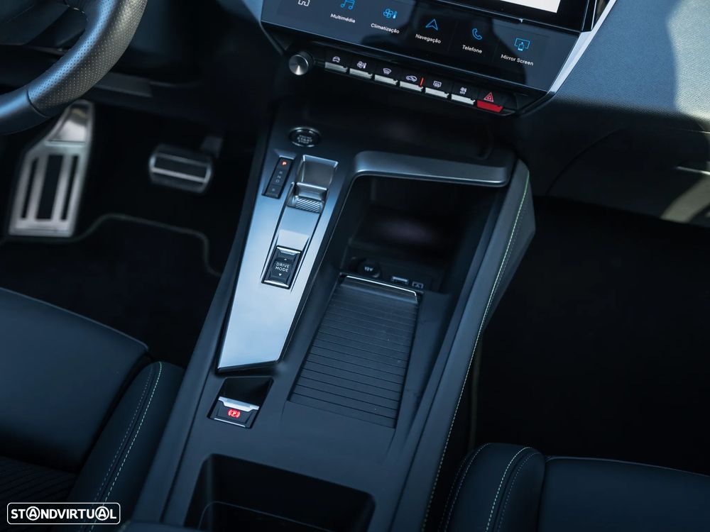 Peugeot 308 225 e-EAT8 GT - 18
