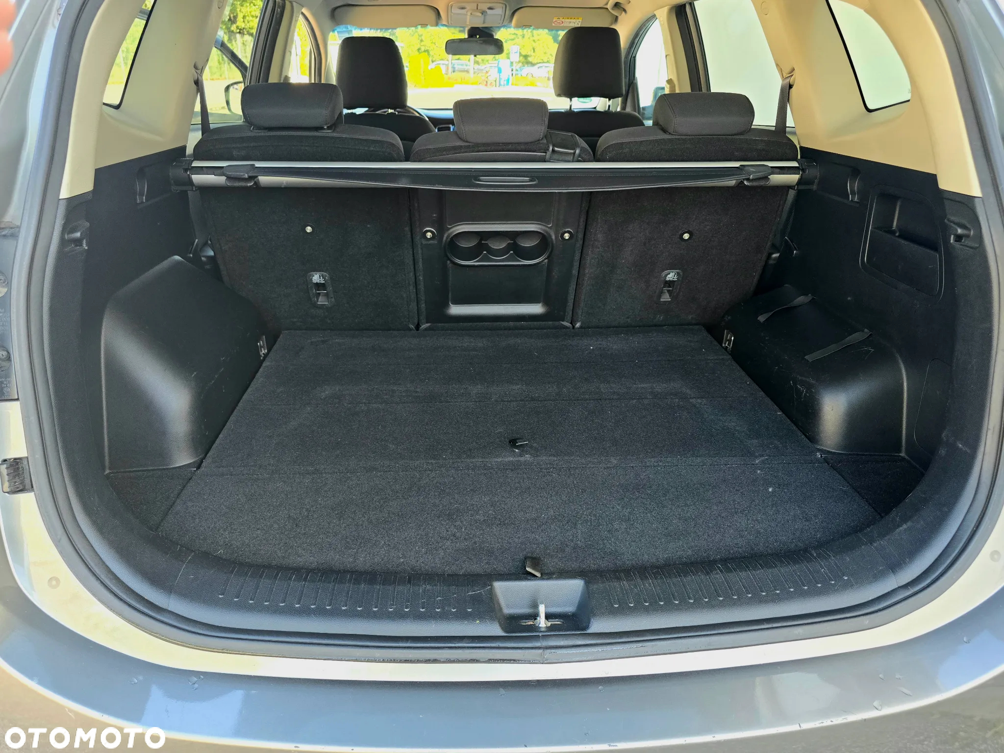 Kia Carens 1.6 GDI Edition 7 - 28