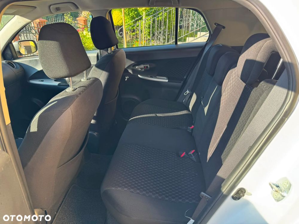 Toyota Urban Cruiser 1.4 D-4D Sol 4x4 - 16