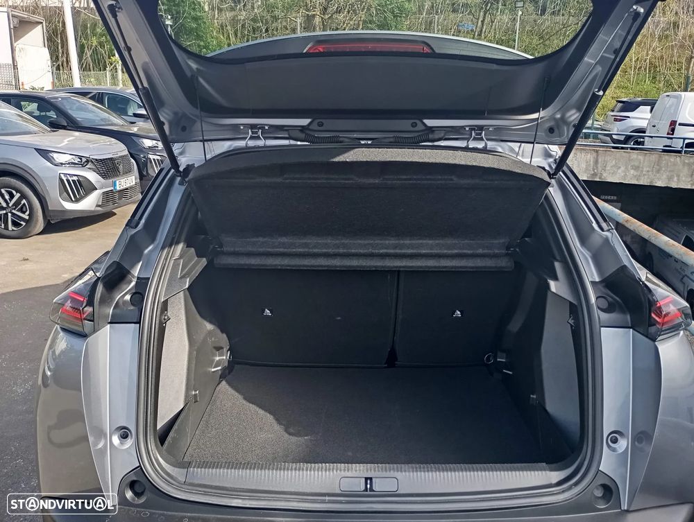 Peugeot 2008 1.2 Hybrid Allure e-DCS6 - 12