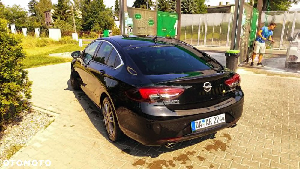 Opel Insignia - 8