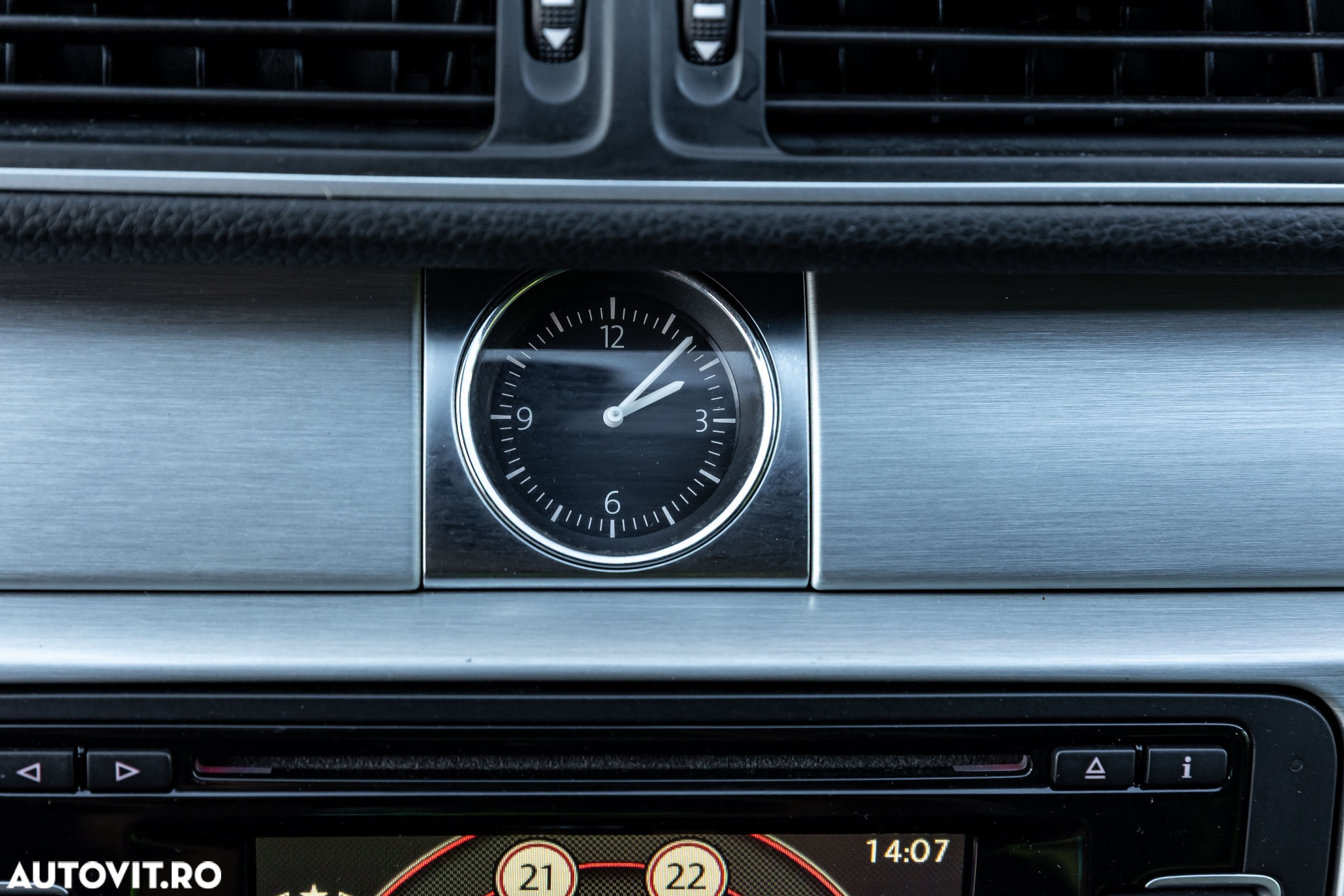 Volkswagen Passat Variant 2.0 Blue TDI DSG SCR Comfortline - 10