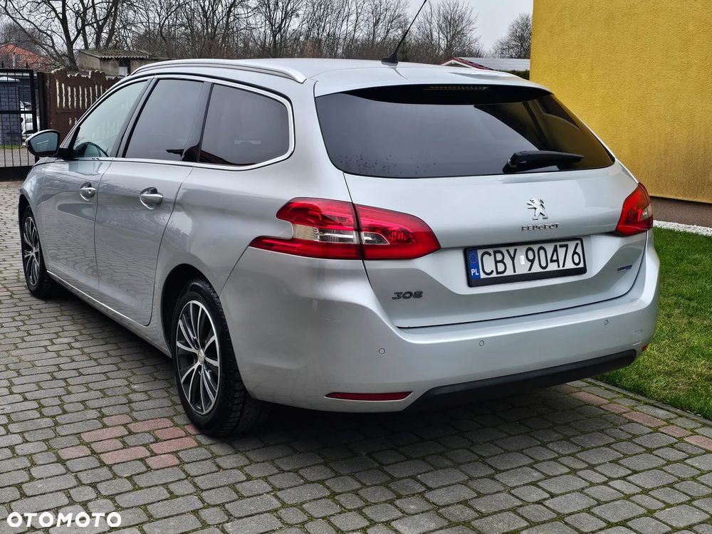 Peugeot 308 e-HDi 115 Stop & Start Allure - 4