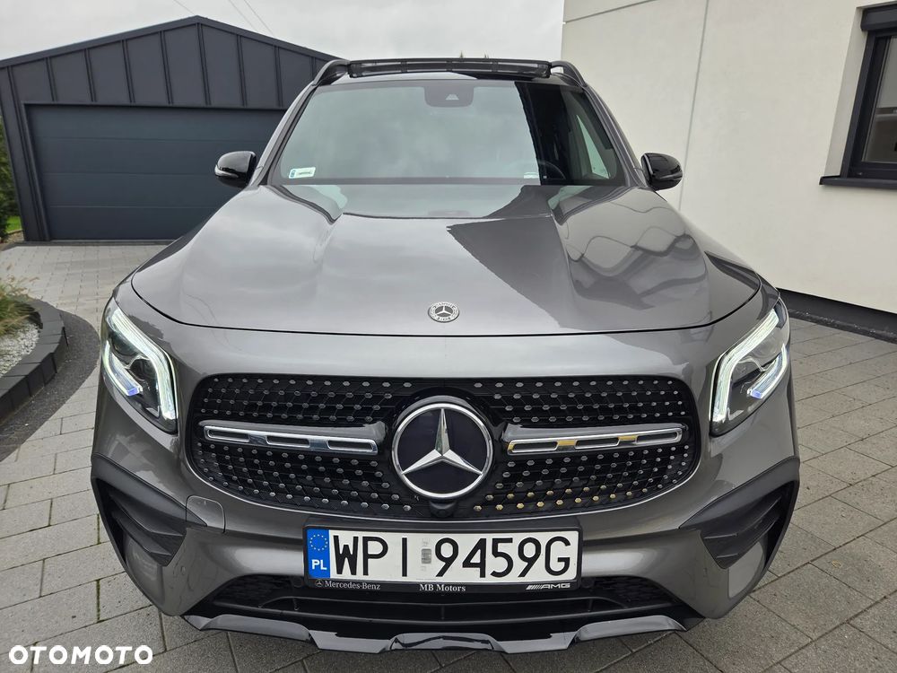 Mercedes-Benz GLB 250 4-Matic AMG Line 8G-DCT - 14