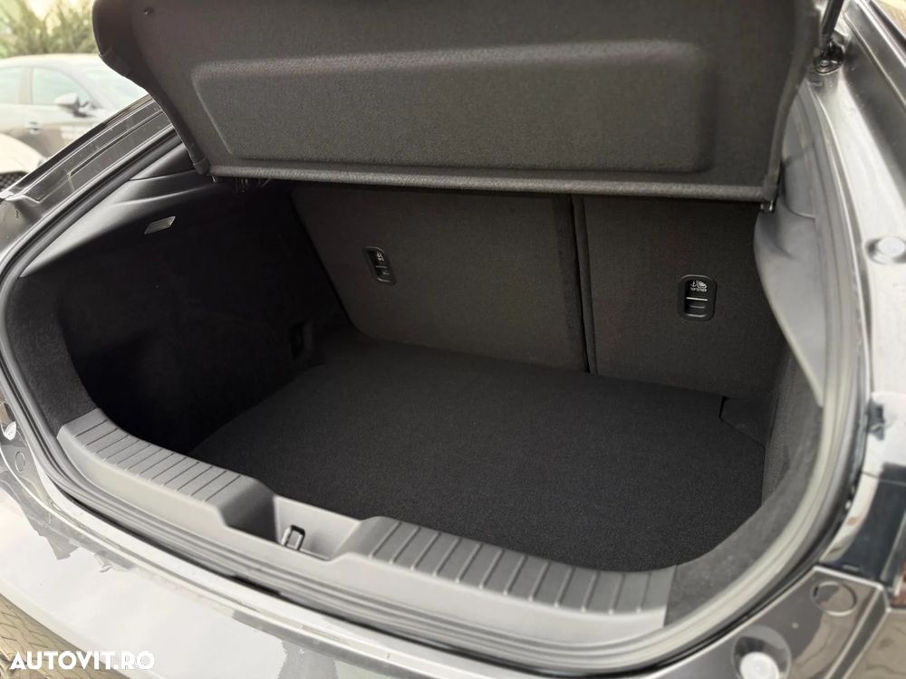 Mazda 3 e-SKYACTIV-G 140 M HYBRID Aut. HOMURA - 13