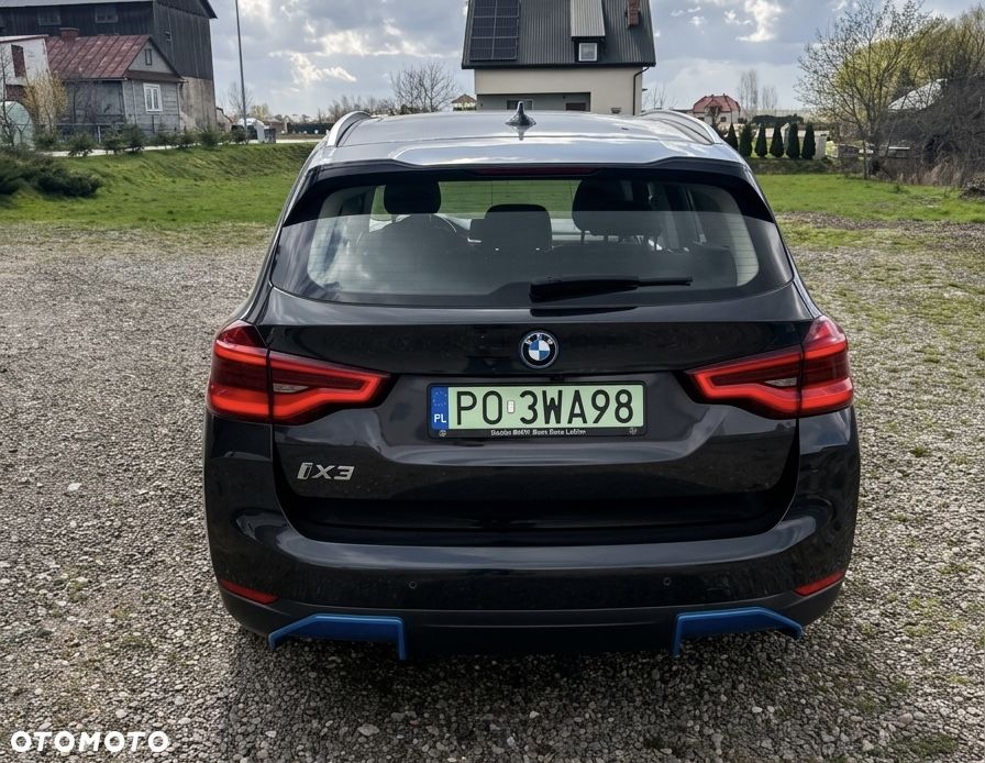 BMW iX3 Standard - 4