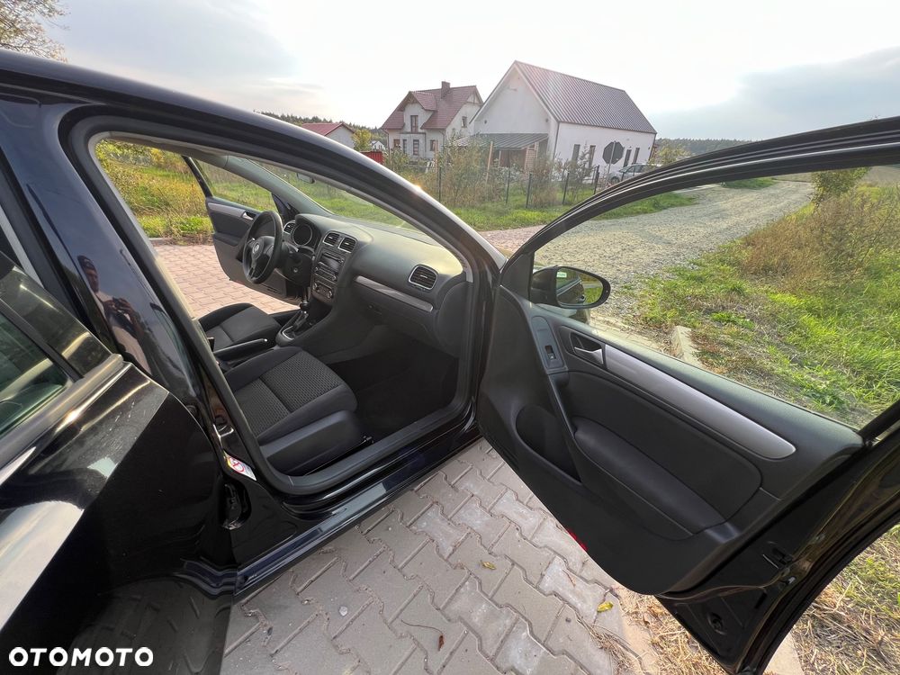 Volkswagen Golf - 21