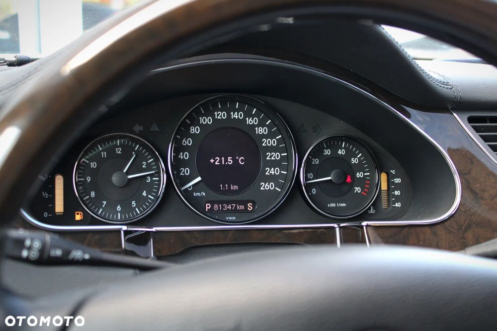 Mercedes-Benz CLS 500 - 25