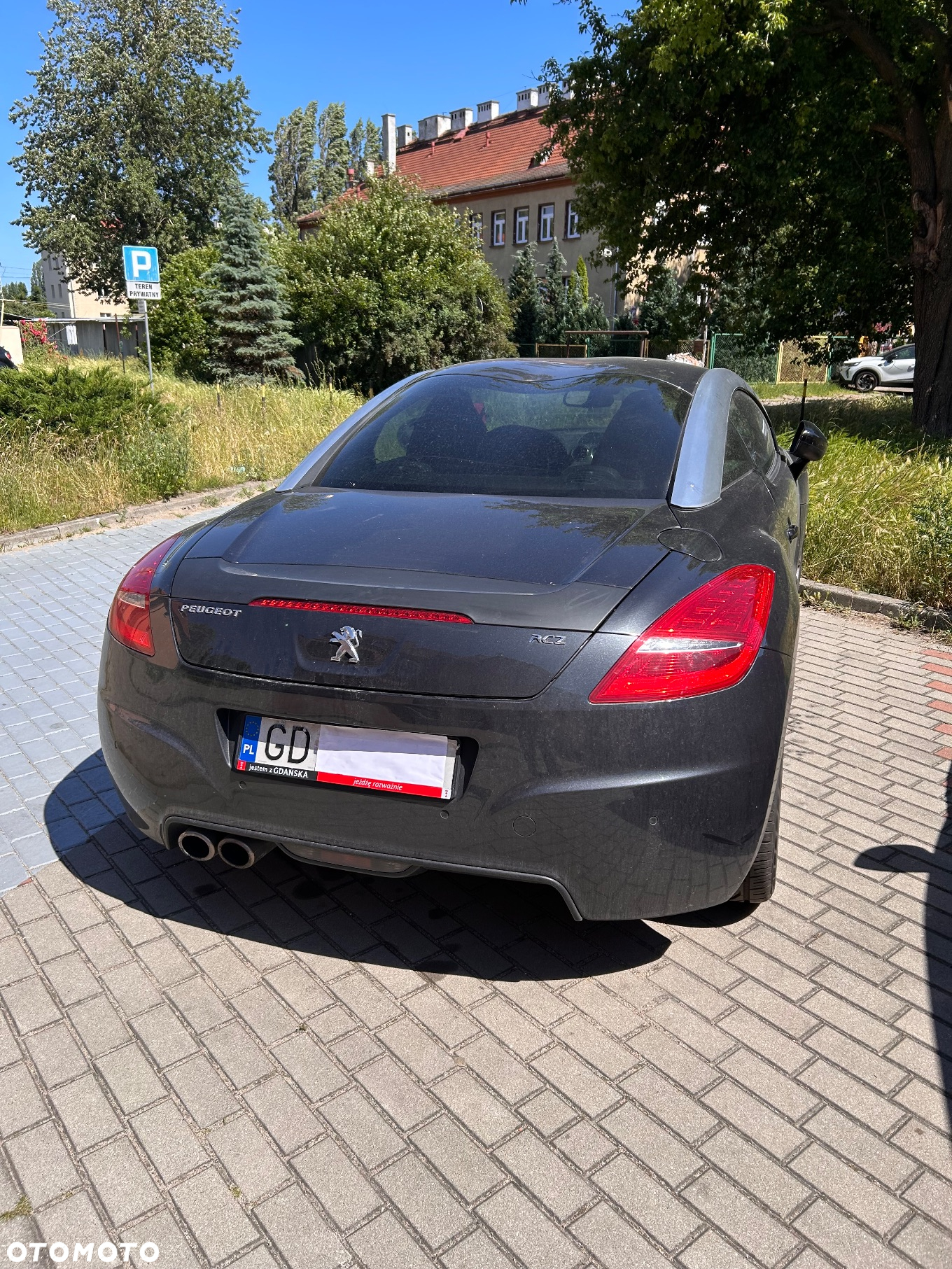 Peugeot RCZ - 2