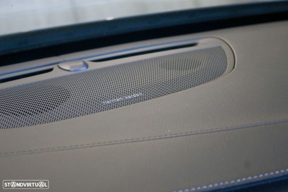 Volvo XC 90 2.0 T8 PHEV Core AWD - 28