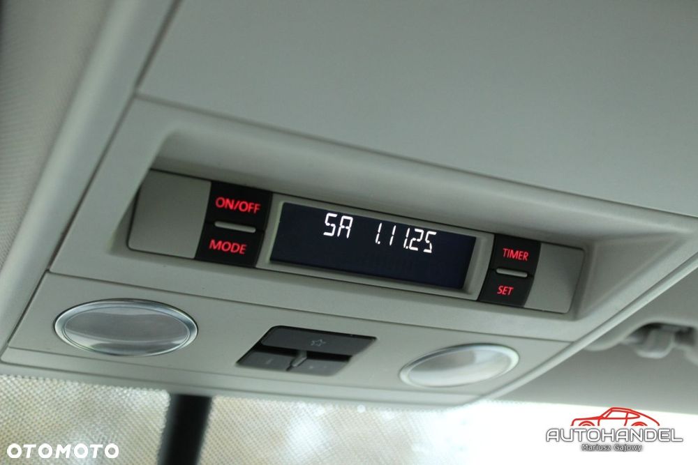 Volkswagen Multivan - 18