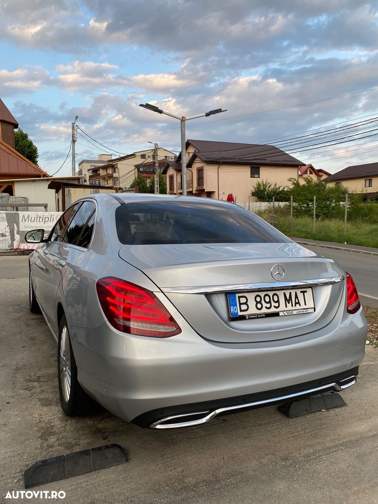 Mercedes-Benz C - 3