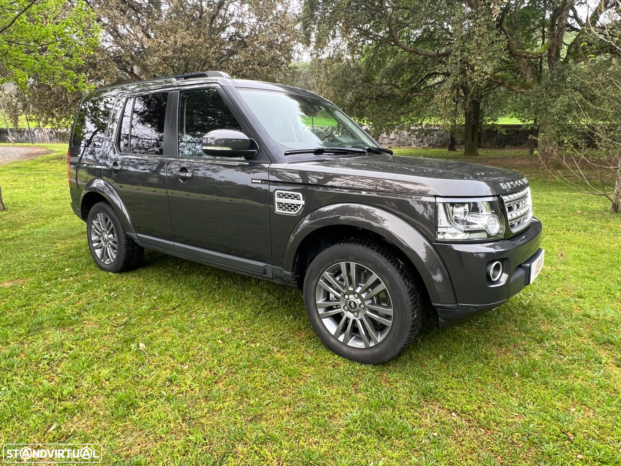 Land Rover Discovery SD V6 HSE - 3