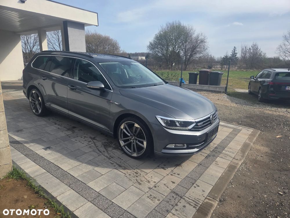 Volkswagen Passat 2.0 TDI SCR 4Mot DSG Comfortline - 20