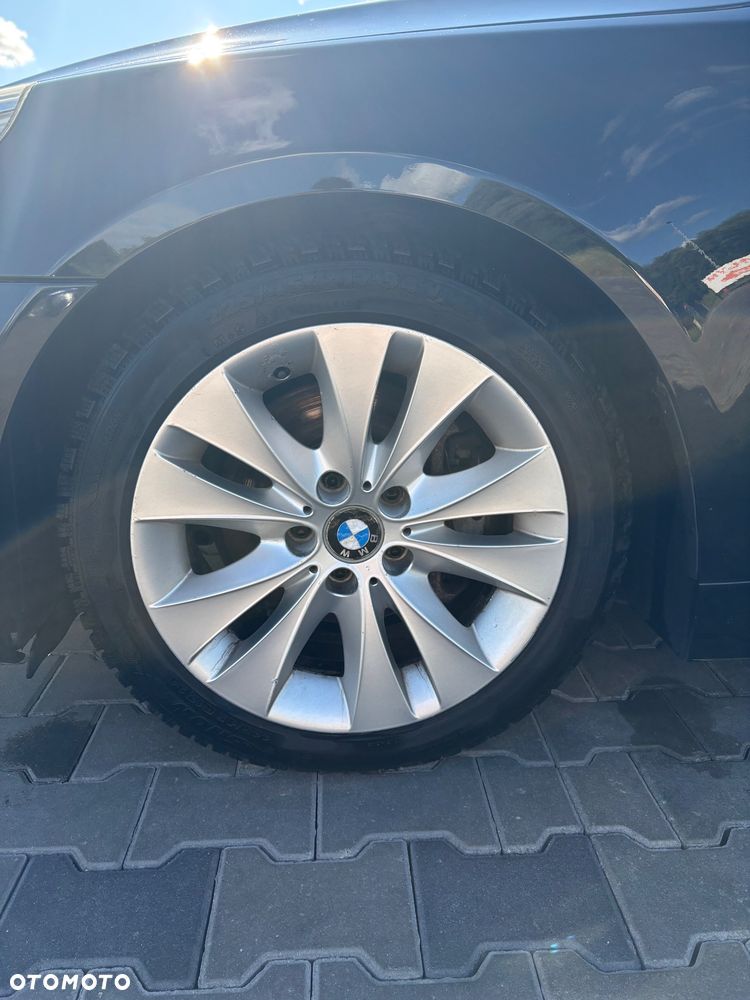 BMW Seria 5 525i - 23