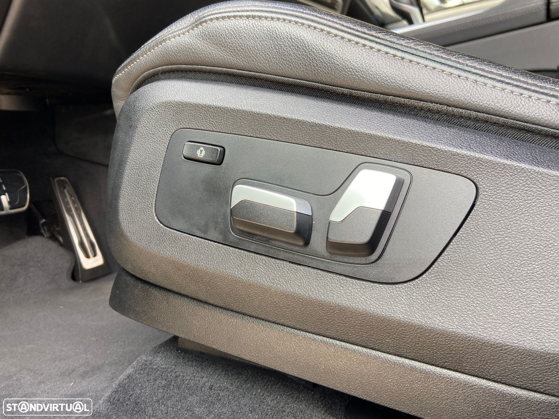 BMW X5 45 e xDrive Pack M - 12