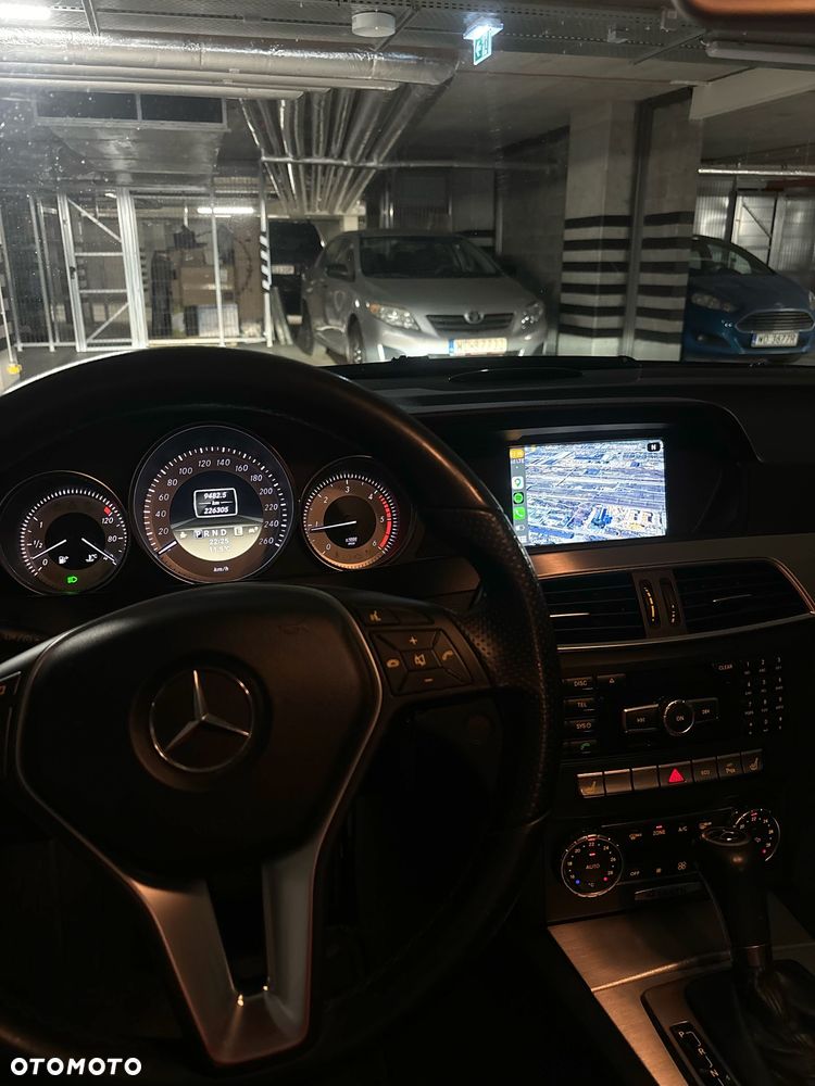 Mercedes-Benz Klasa C 250 CDI BlueEff Avantgarde 4-Matic - 12