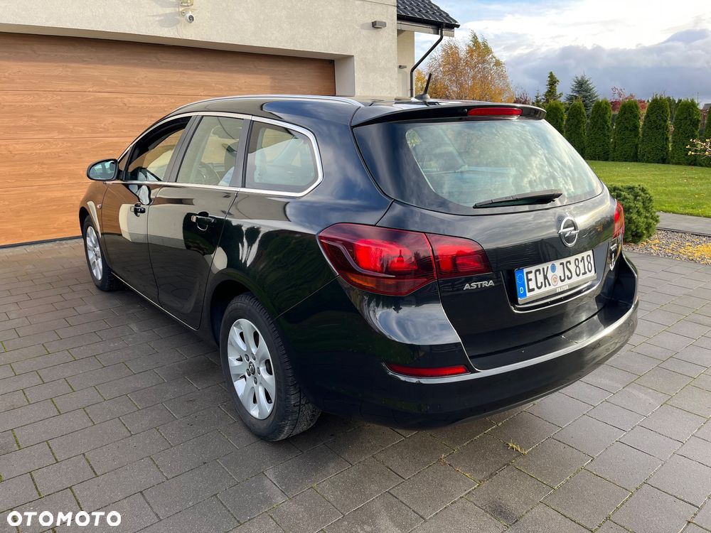 Opel Astra 1.7 CDTI DPF Sports Tourer - 2