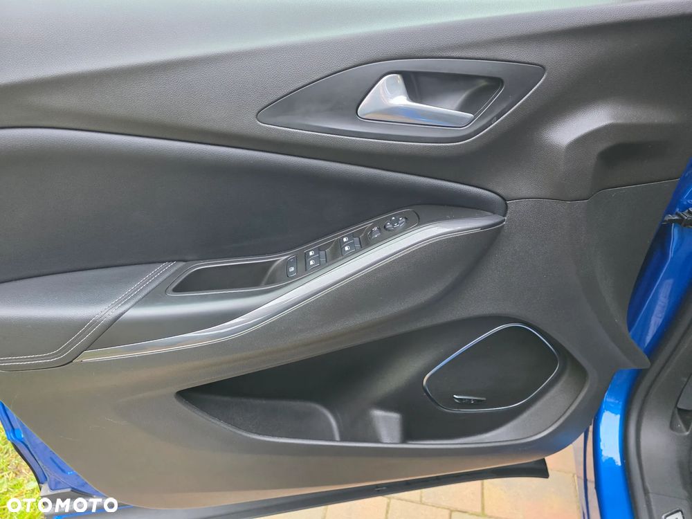 Opel Grandland X 1.6 Start/Stop Automatik Ultimate - 26