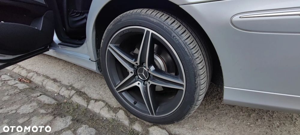 Mercedes-Benz Klasa E 320 CDI 4Matic Automatik Avantgarde DPF - 14