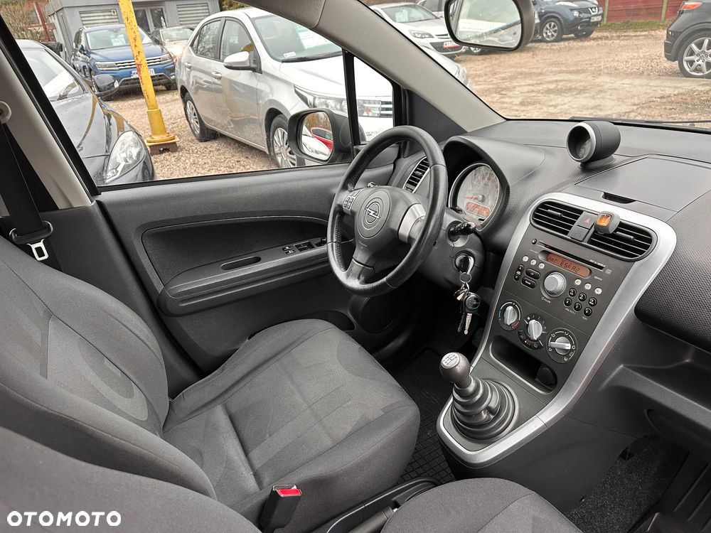 Opel Agila - 17