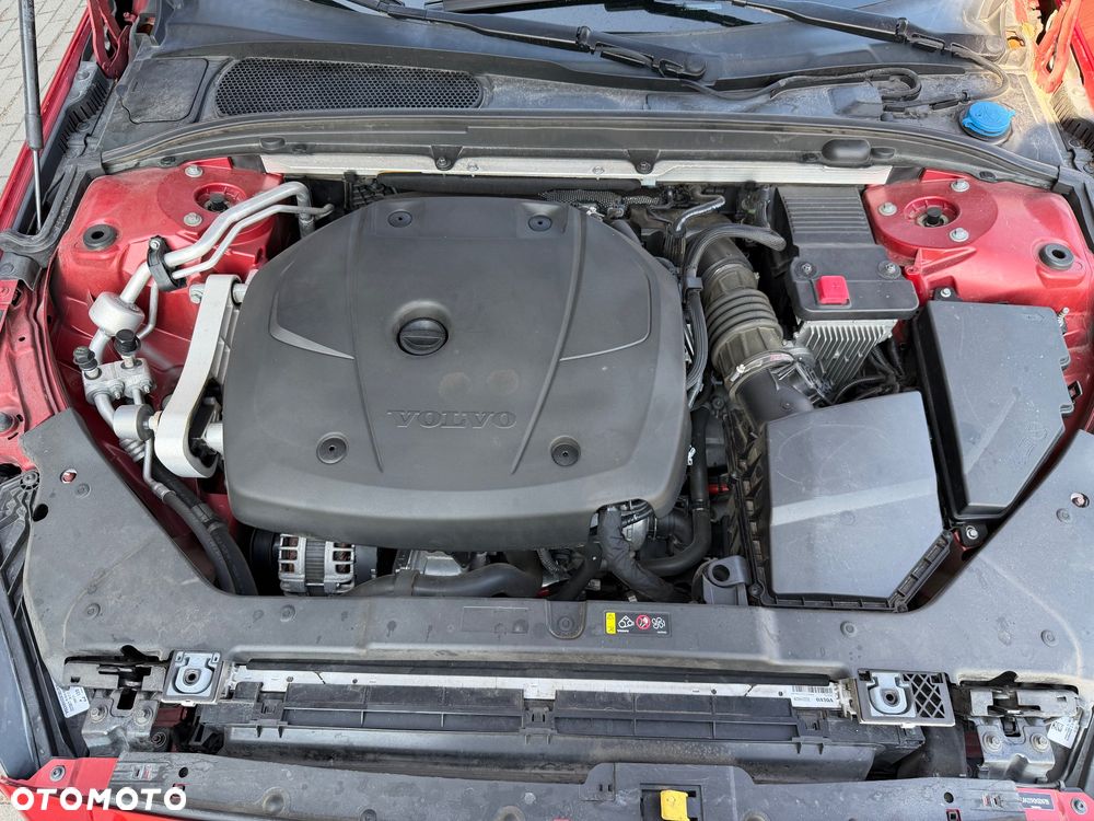 Volvo S60 T6 AWD Geartronic RDesign - 35