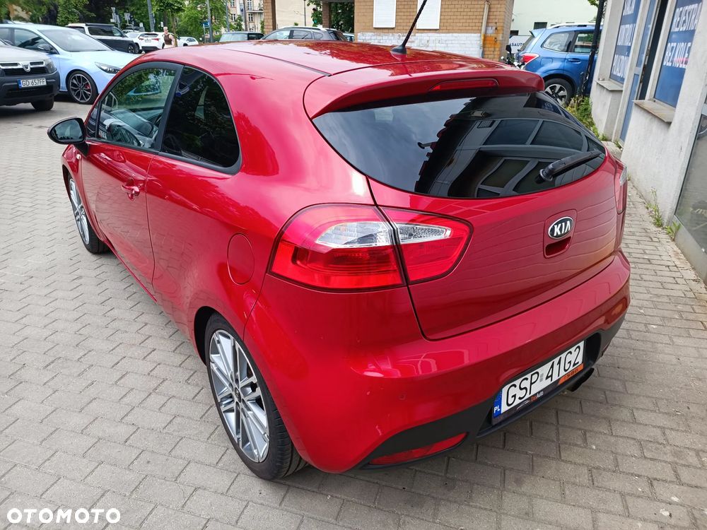 Kia Rio 1.4 Dream Team Edition - 5