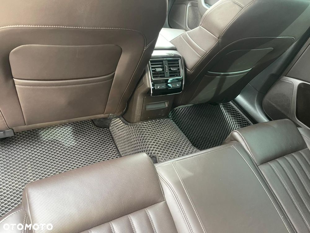 Skoda Superb 2.0 TDI SCR 4x4 Sportline DSG - 6