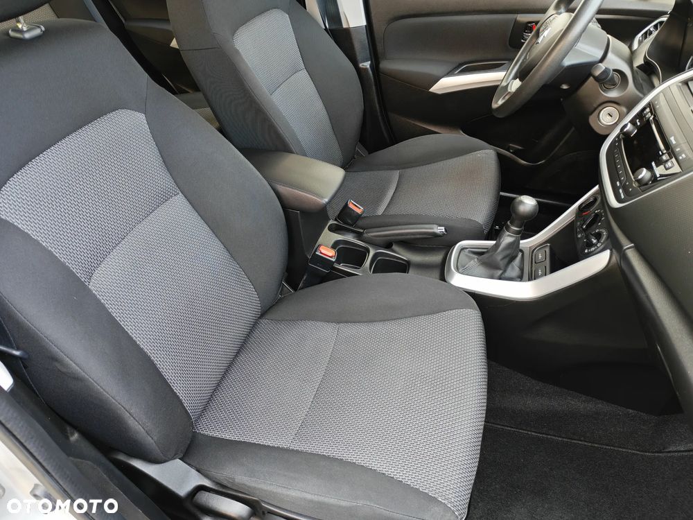Suzuki SX4 S-Cross 1.6 VVT 4x2 Comfort - 30
