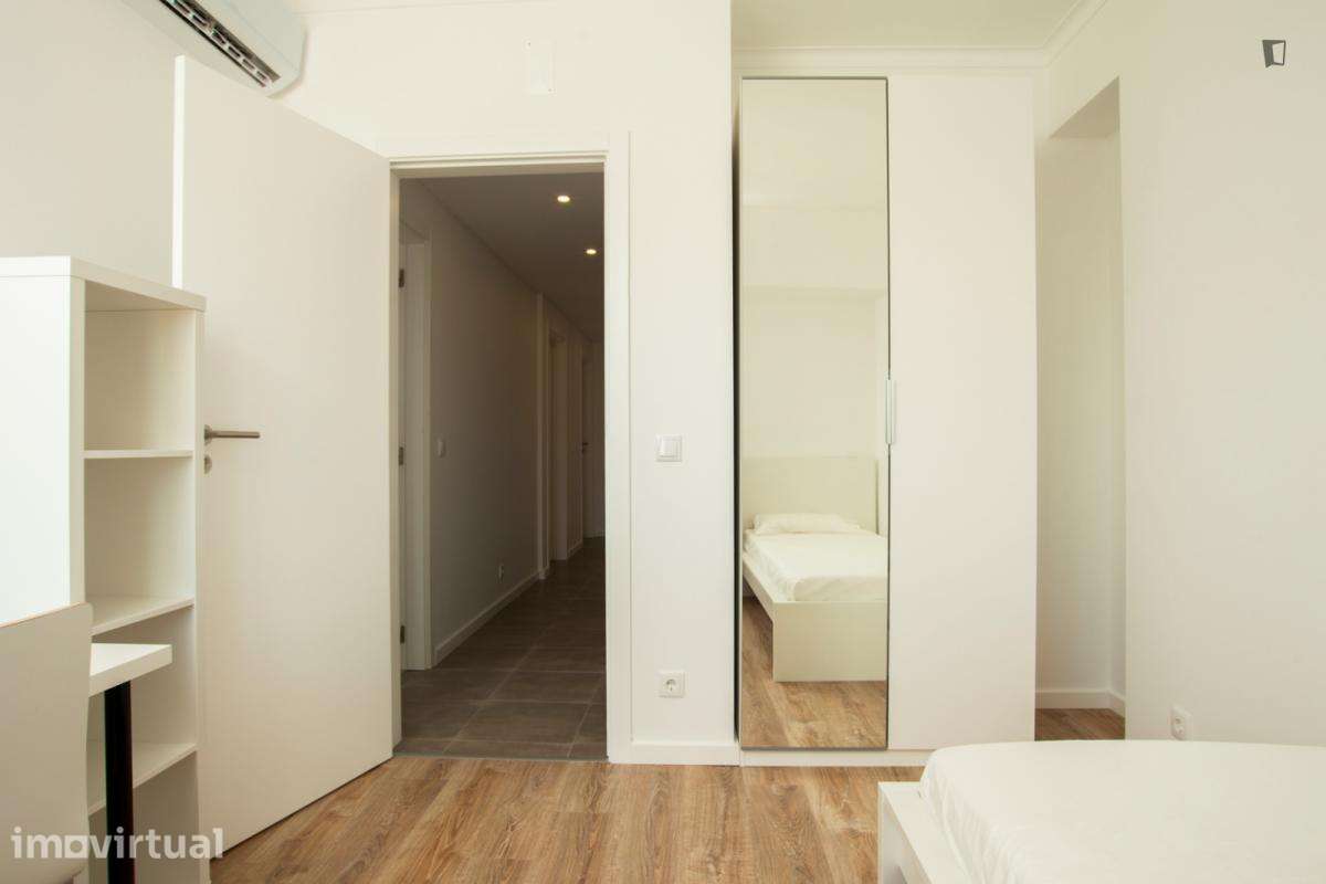 Quarto - localizado em Alvalade Lisbon - Grande imagem: 3/22