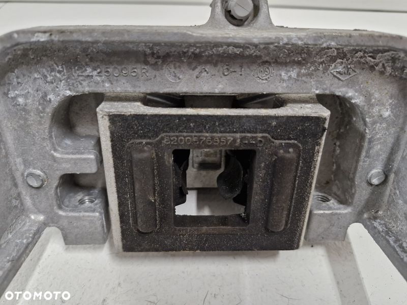 RENAULT MASTER III 3 LIFT IV 4 2.3 DCI ŁAPA PODPORA PODUSZKA SILNIKA 112225095R - 2