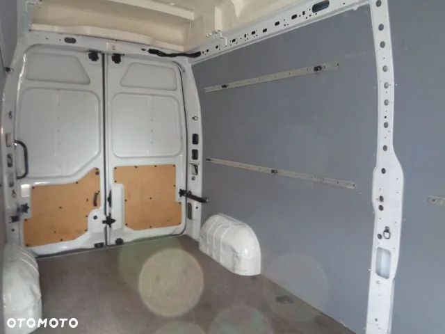 Opel MOVANO - 21