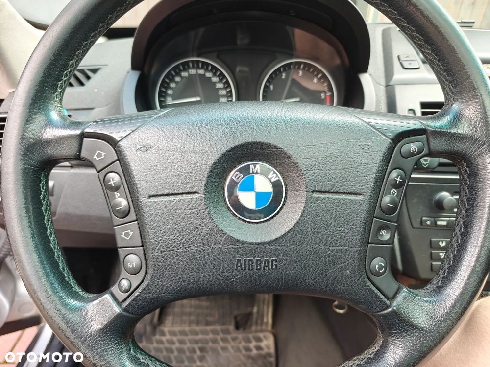 BMW X3 2.0d - 18