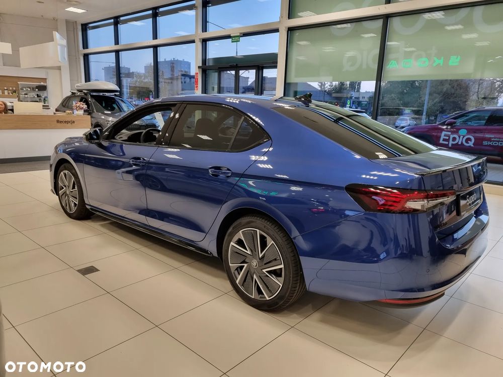 Skoda Superb 2.0 TSI Sportline DSG - 12