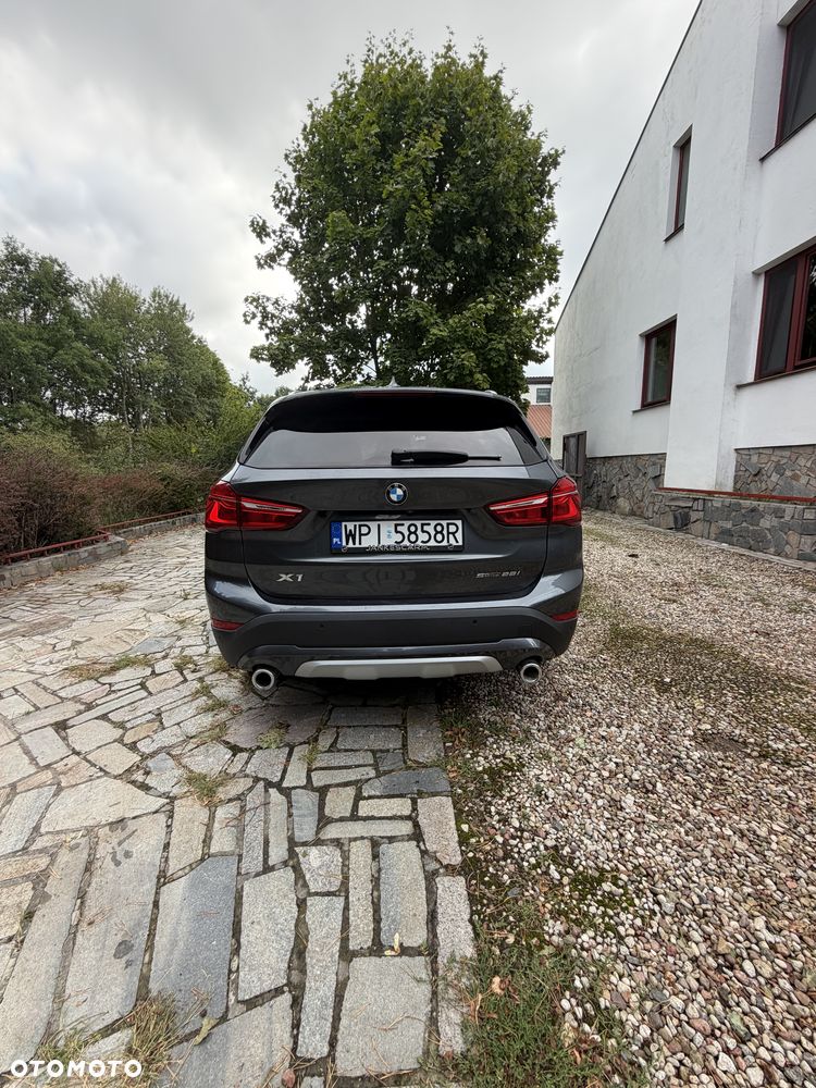 BMW X1 - 4