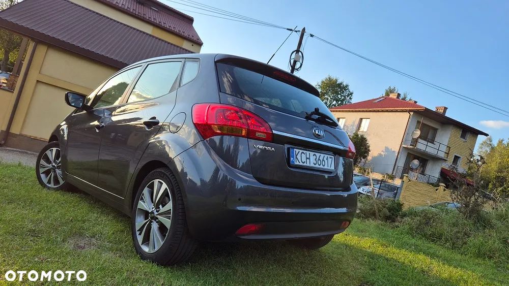 Kia Venga 1.6 CVVT Dream-Team Edition - 3