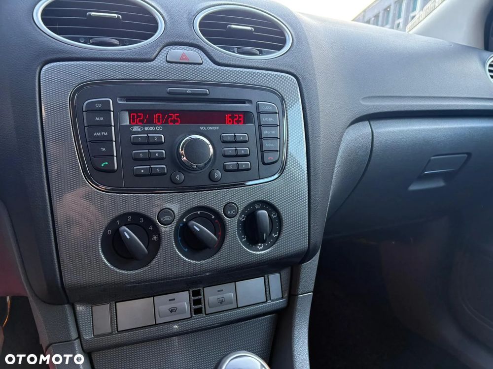Ford Focus 2.0 TDCi Titanium - 21