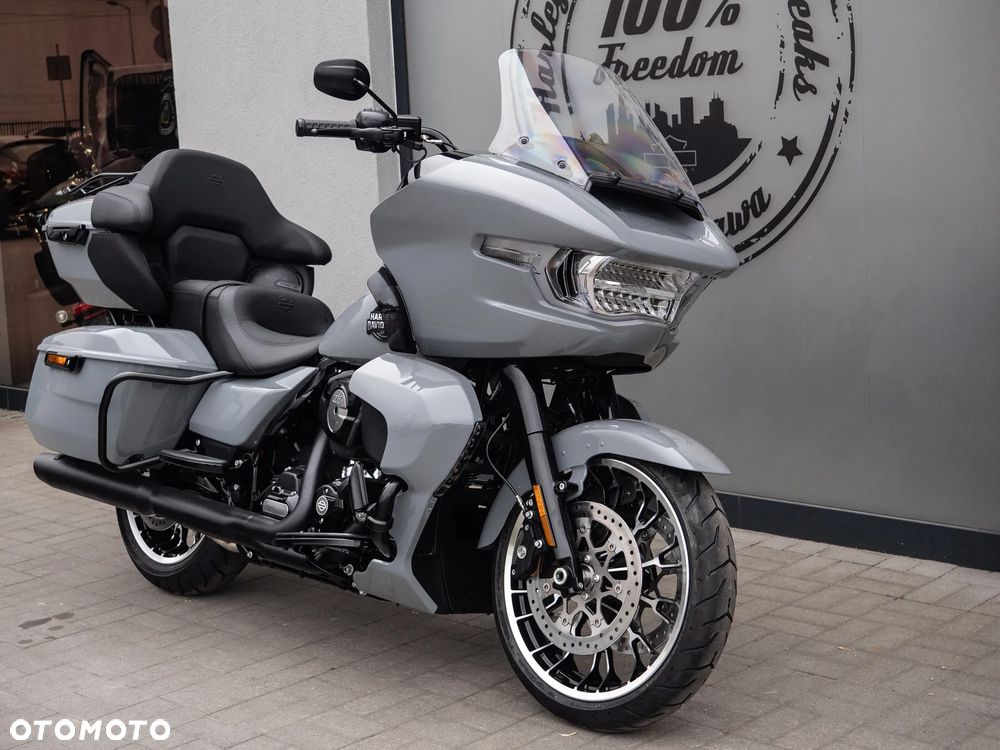 Harley-Davidson Touring Road Glide - 4