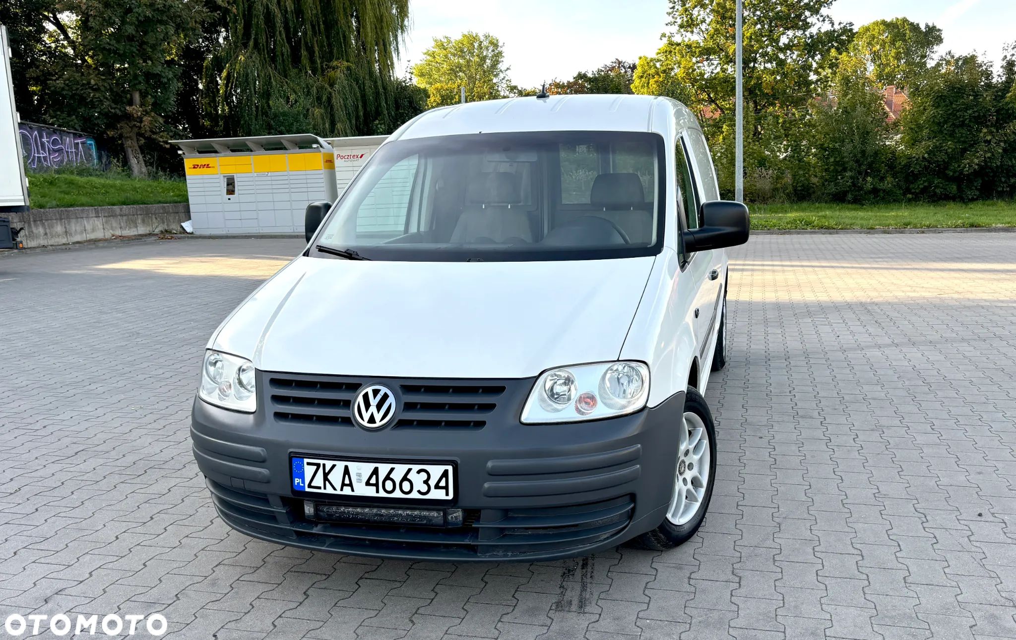 Volkswagen Caddy MAXI 1.9 TDI 105 KM DSG Klima G.fotele Piękny - 1
