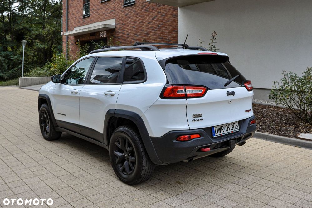 Jeep Cherokee 2015 photo 3