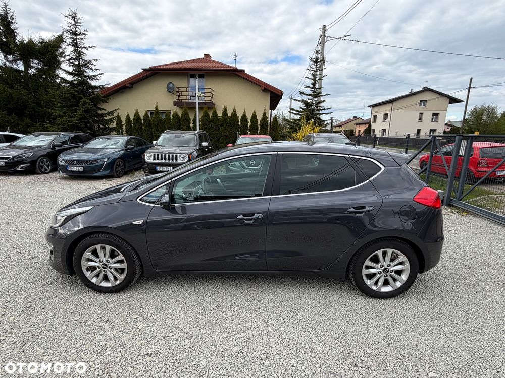 Kia Ceed 1.6 CRDi 136 ISG Dream-Team Edition - 7