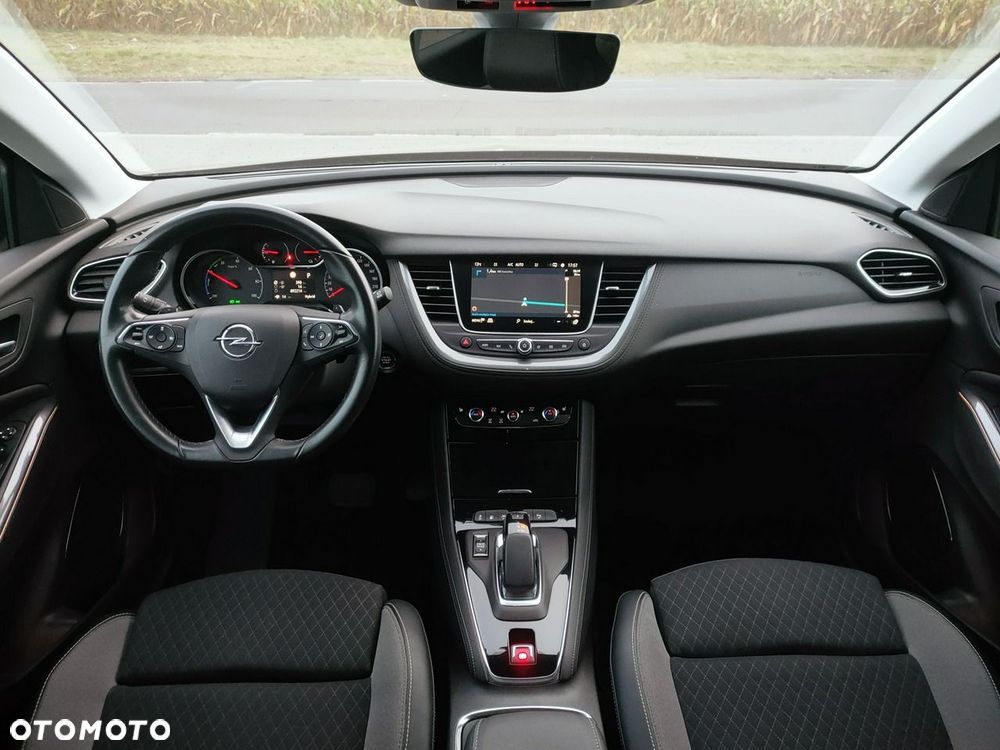Opel Grandland X - 32