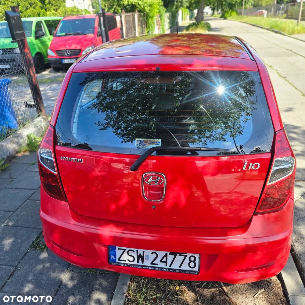 Hyundai i10 1.1 FIFA WM Edition - 16