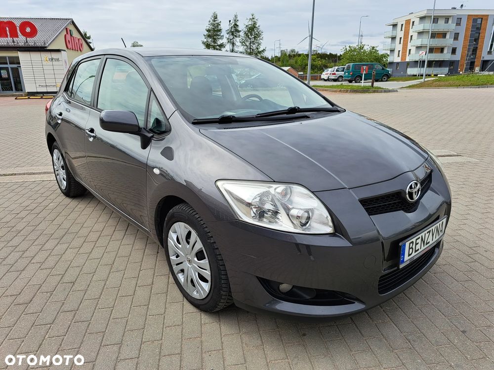 Toyota Auris - 4